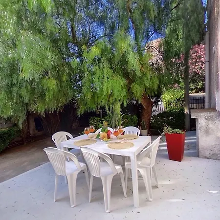 Paradise Apartment *